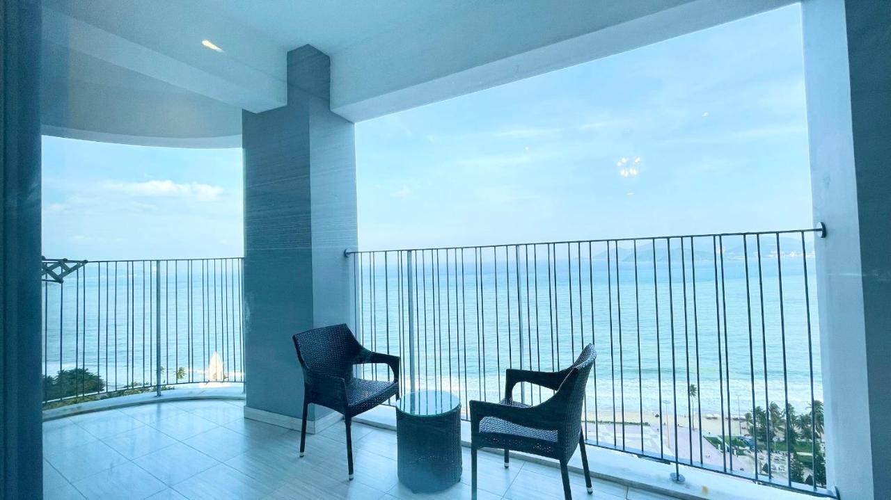 Rollton Ocean View Apartment Nha Trang Exterior foto